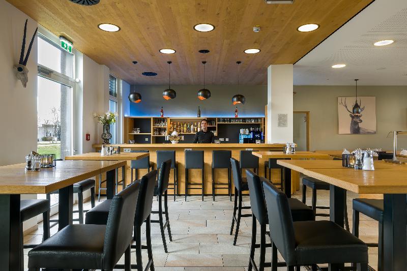 Hotel Central Dachau Garni Экстерьер фото