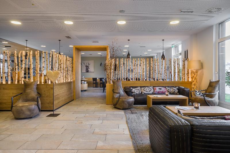 Hotel Central Dachau Garni Экстерьер фото