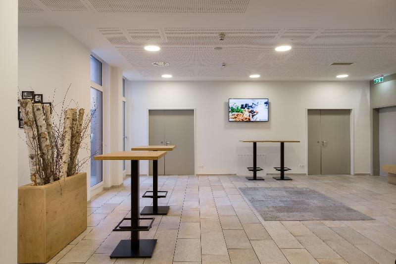 Hotel Central Dachau Garni Экстерьер фото